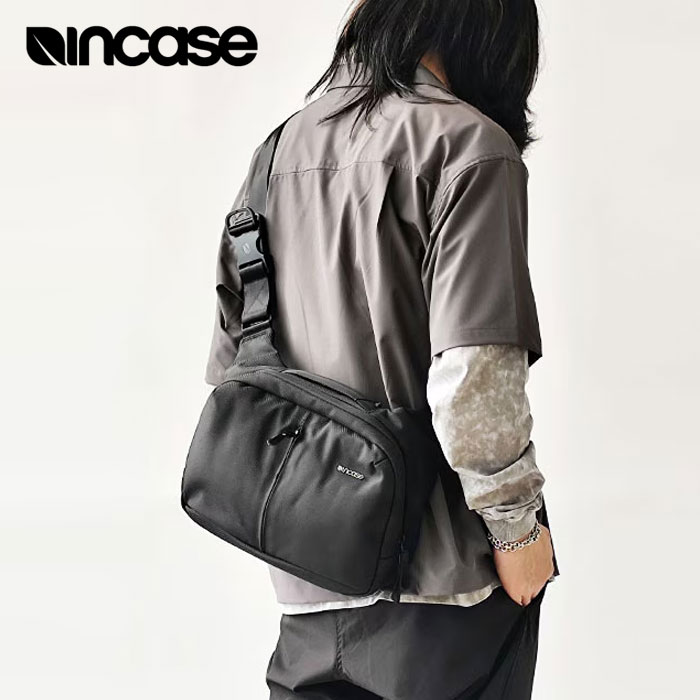 ※K※【美品】Incase Tracks Sling 7L ボディバッグ incase（インケース） (正規販売店) バッグ Tracks Sling スリング