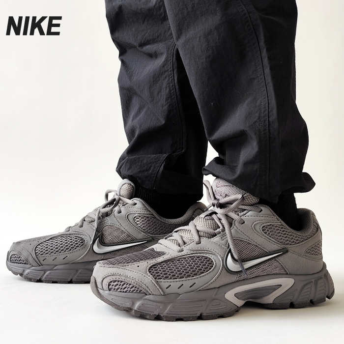 NIKE（ナイキ） スニーカー シューズ 靴 V5 RNR メンズ メッシュ Y2K 
