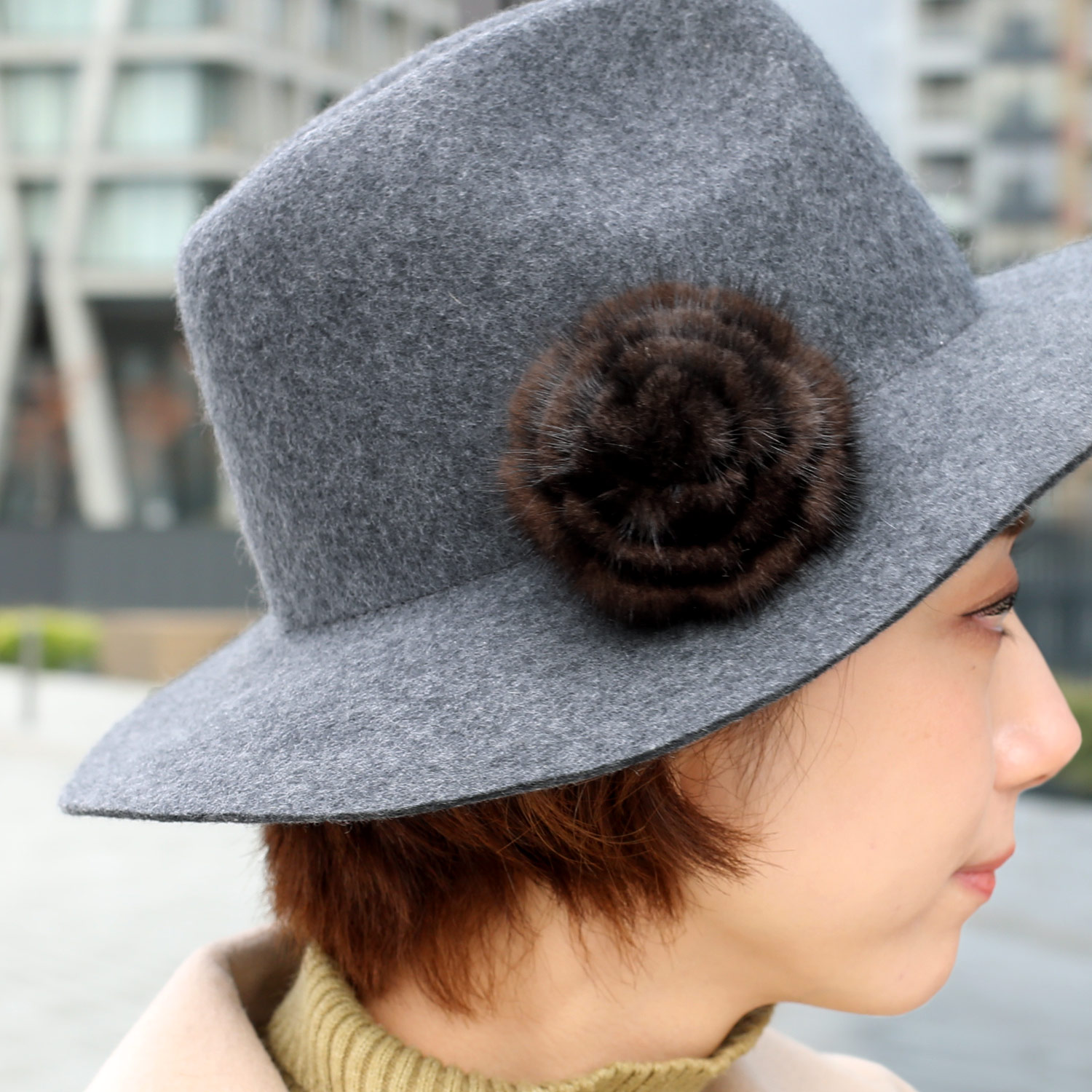 sankyo shokai（三京商会） ファー コサージュ ブローチ アクセサリー