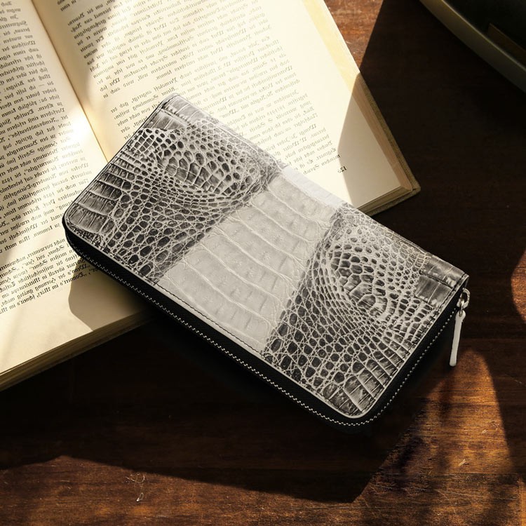 sankyo shokai（三京商会） ヒマラヤ カイマン メンズ 長財布 ラウンド