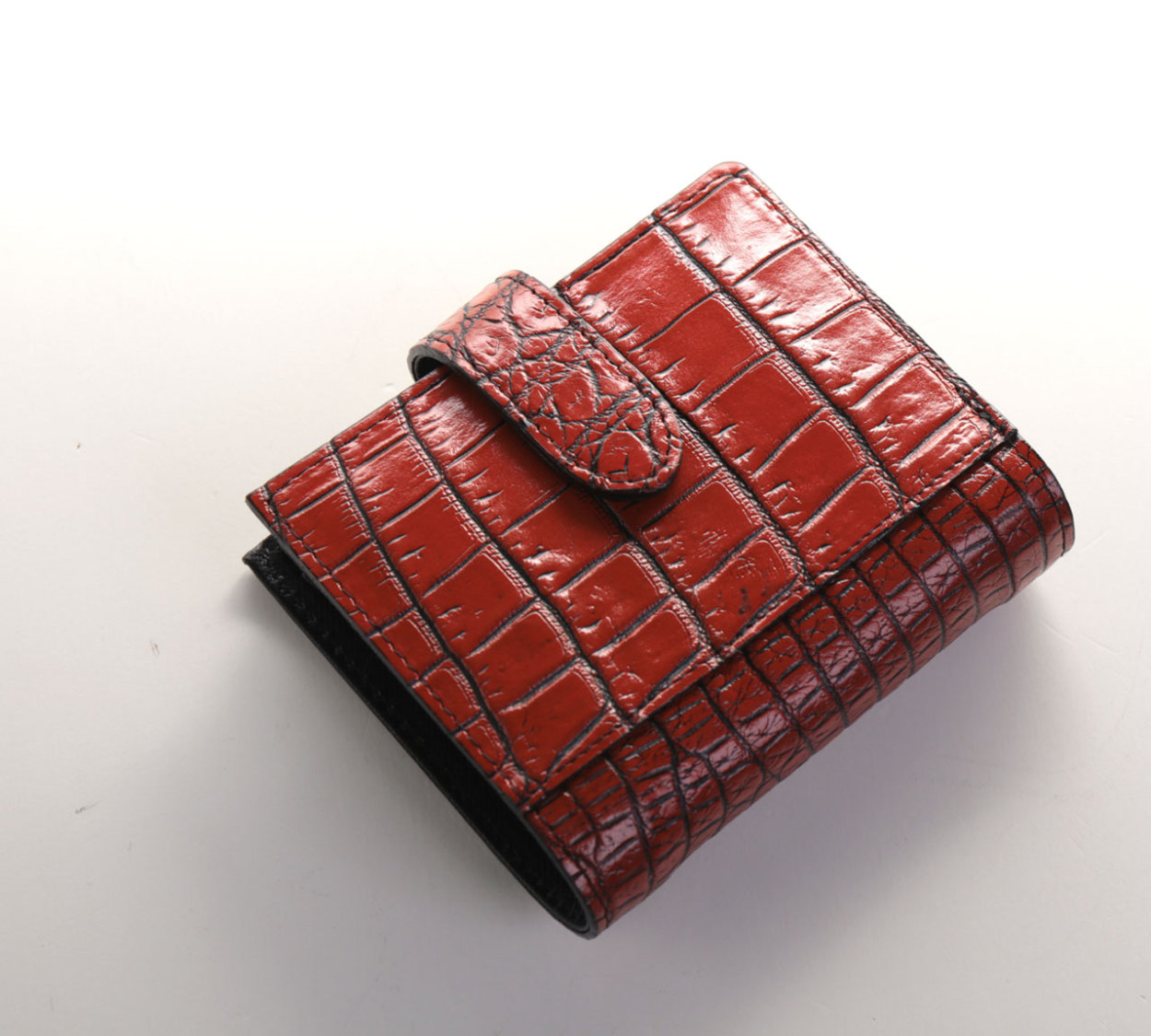 二つ折り 財布 レディース 日本製 折り財布 クロコダイル マット 加工 カードが沢山入る 全3色 (06001576r)｜j-white｜12