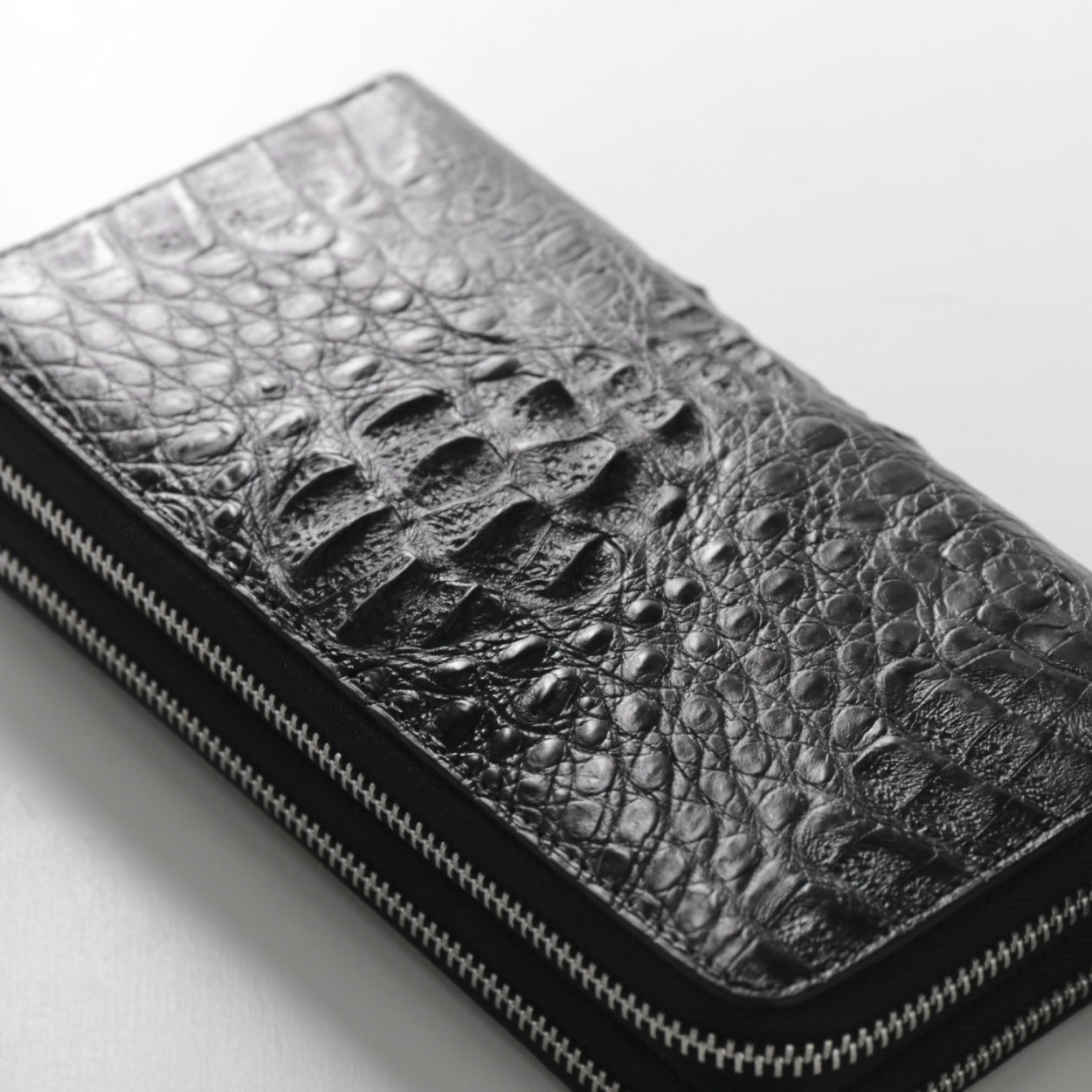 カイマン (頭) 長財布 マット加工 ラウンドファスナー メンズ【ネコポスで送料無料】 sankyo shokai（三京商会） カイマン 頭 ラウンドファスナー 長財布