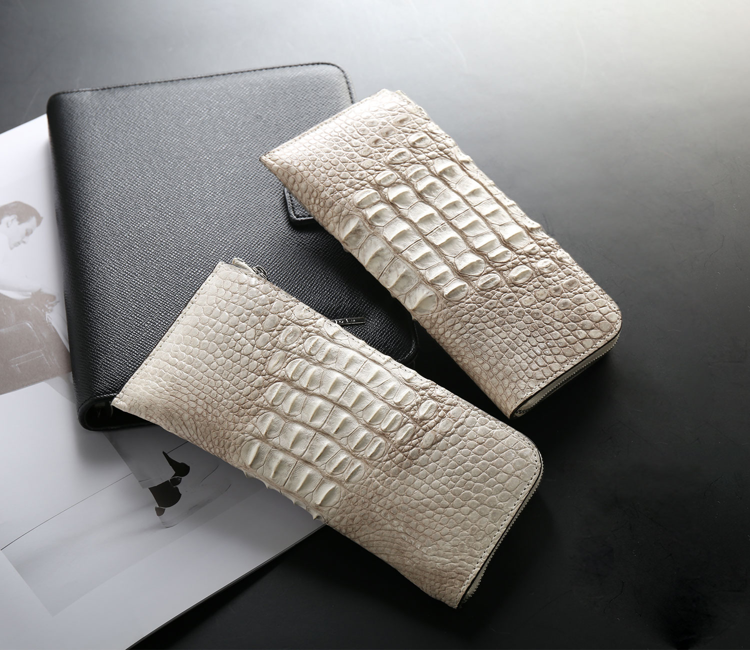 sankyo shokai（三京商会） ヒマラヤ クロコダイル L字ファスナー 長