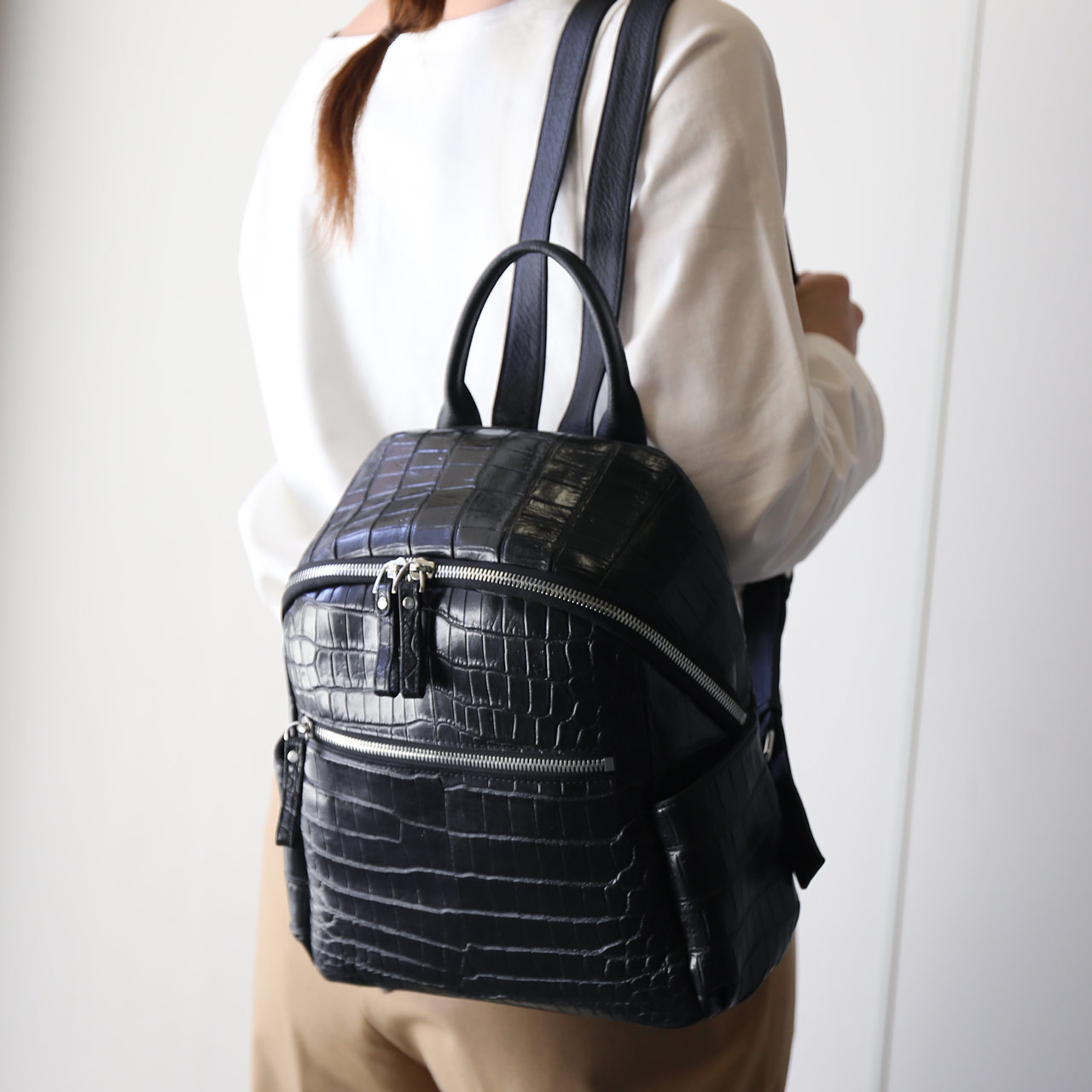 クロコダイル マット 加工 リュック 2WAY レディース バッグ クロコダイルバッグ ショルダーバッグ リアルレザー 本革 大容量 軽量 軽い ギフト (06001818r)の画像