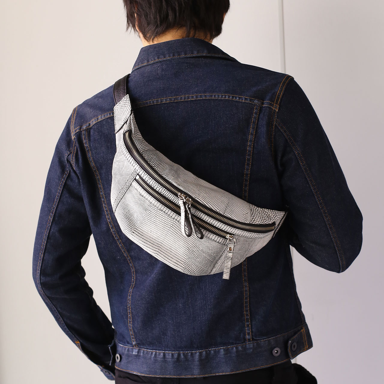 sankyo shokai（三京商会） リザード ボディバッグ 日本製 メンズ