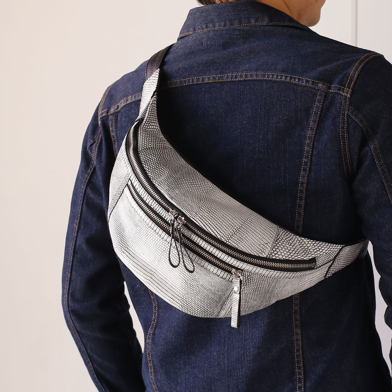 sankyo shokai（三京商会） リザード ボディバッグ 日本製 メンズ