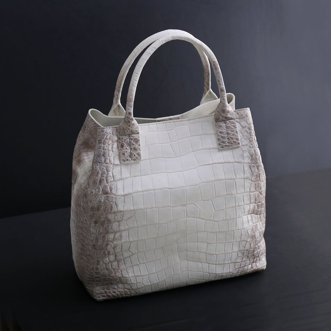 sankyo shokai（三京商会） 【フェア対象】ヒマラヤ クロコダイル