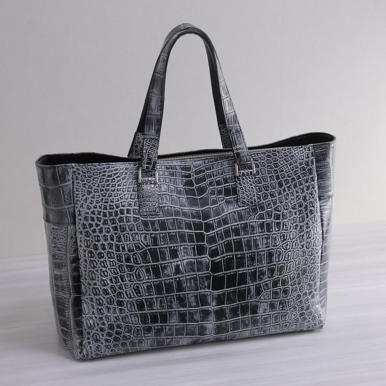 OLOP クロコダイル トートバッグ OLOP クロコダイル トートバッグ - メルカリ