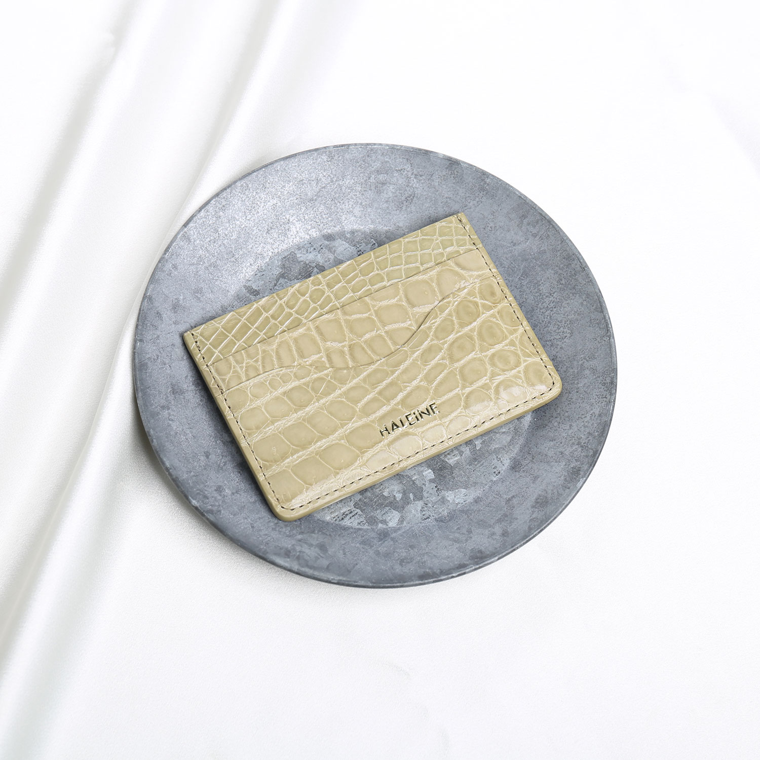 [28h限定10%off]カードケース 薄型 本革 レザー クロコダイル スリム シンプル シャイニング 高級感 カード入れ ギフト プレゼント(06001885r) | HALEINE | 01