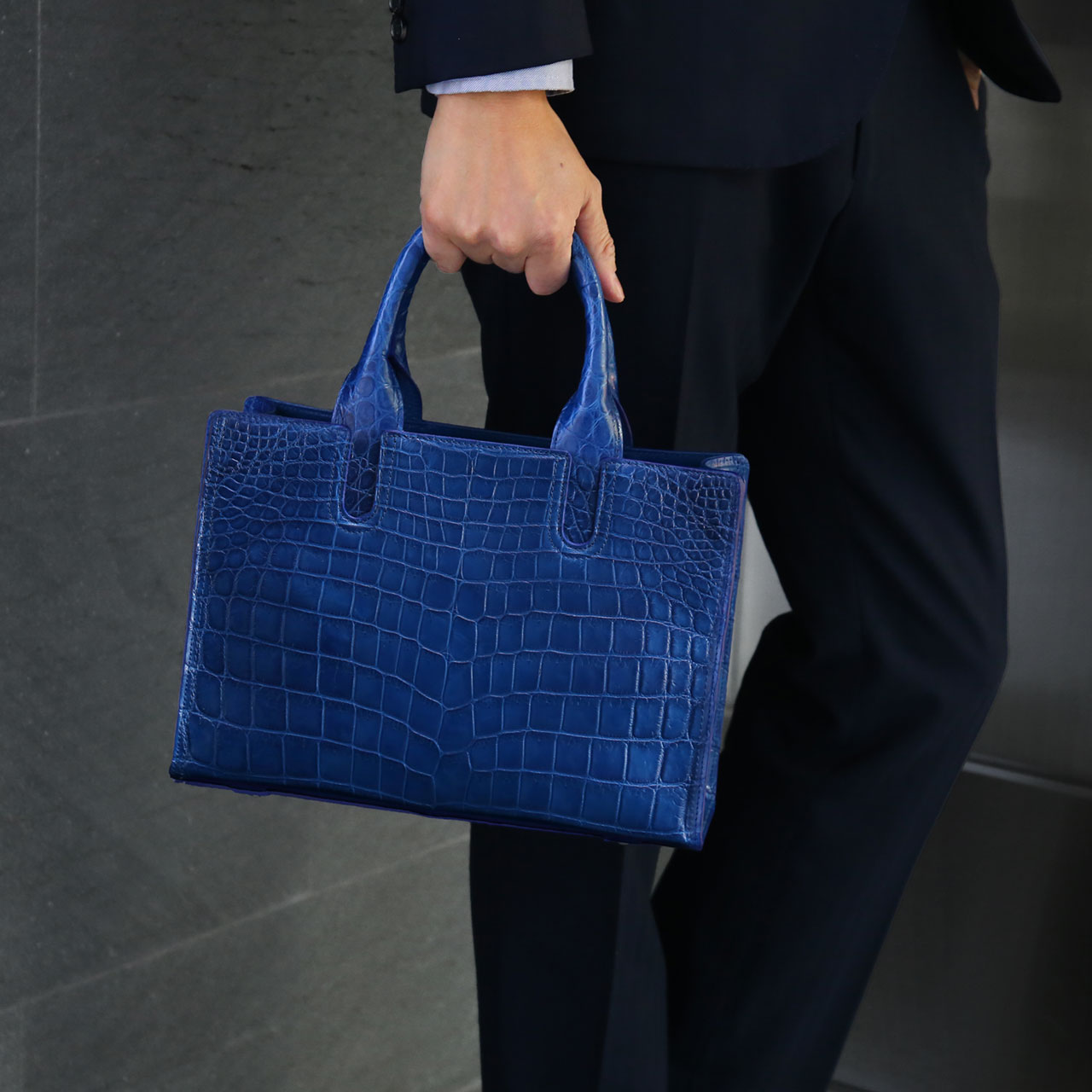 極美品 希少色 A4可 FURLA メンズ クロコ トートバッグ ビジネス 肩掛 極美品 希少色 A4可 FURLA メンズ クロコ トートバッグ ビジネス 肩掛