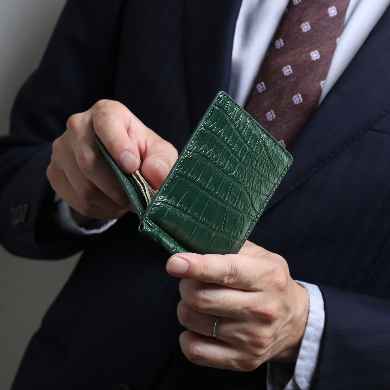 sankyo shokai（三京商会） クロコダイル マネークリップ 財布 折り