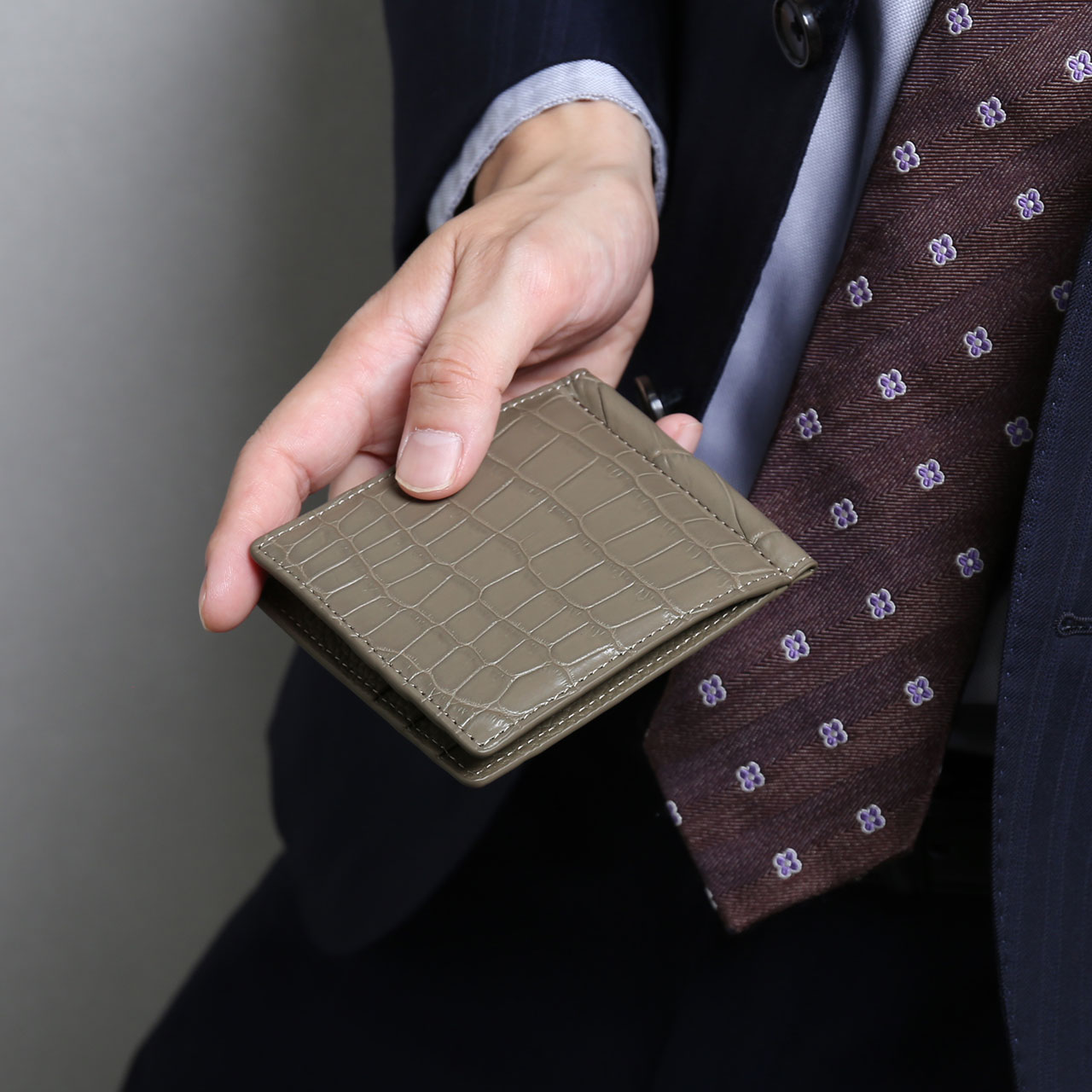 sankyo shokai（三京商会） クロコダイル マネークリップ 財布 折り