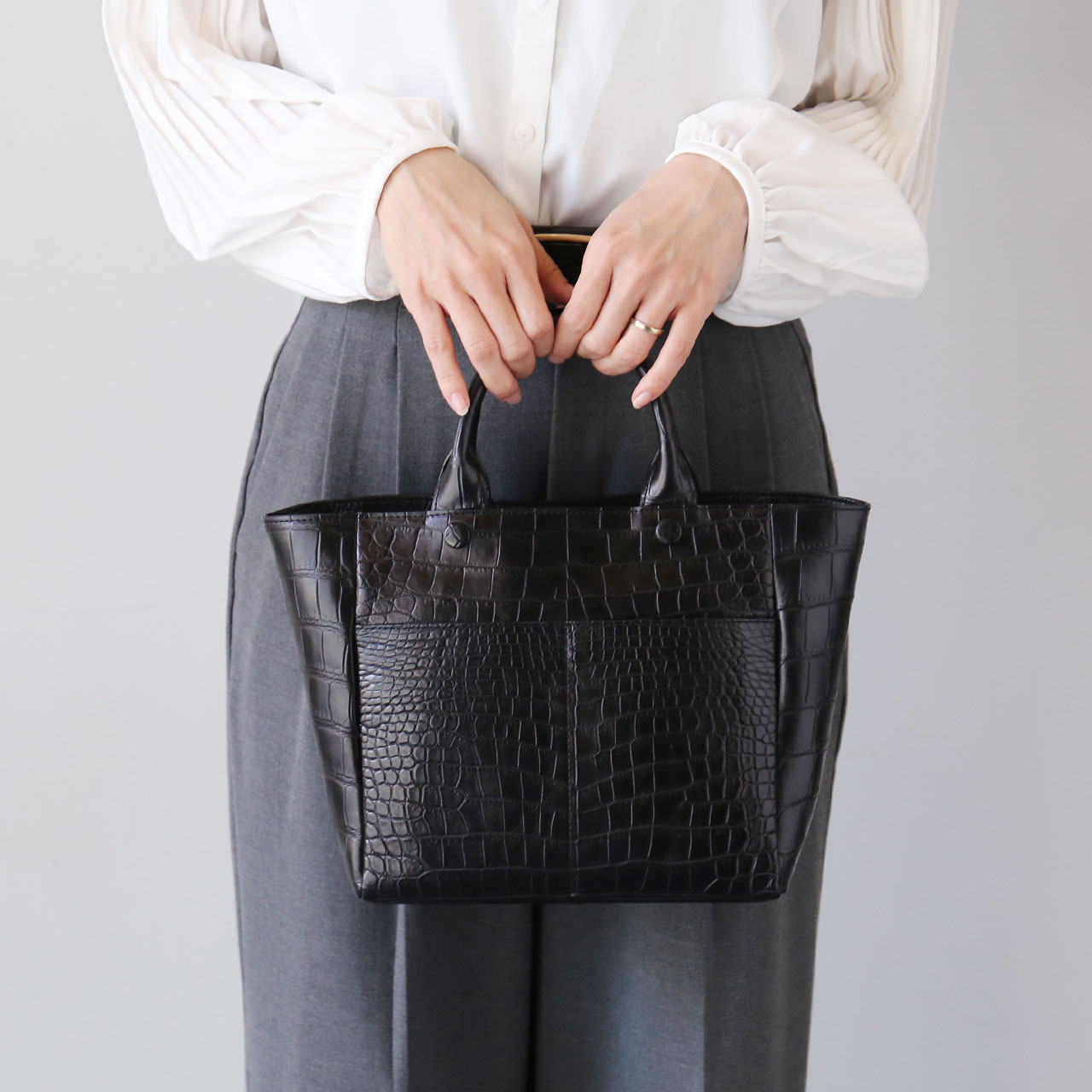 sankyo shokai クロコダイル ハンドバッグ ショルダー　2way sankyo shokai（三京商会） クロコダイル ハンドバッグ レディース