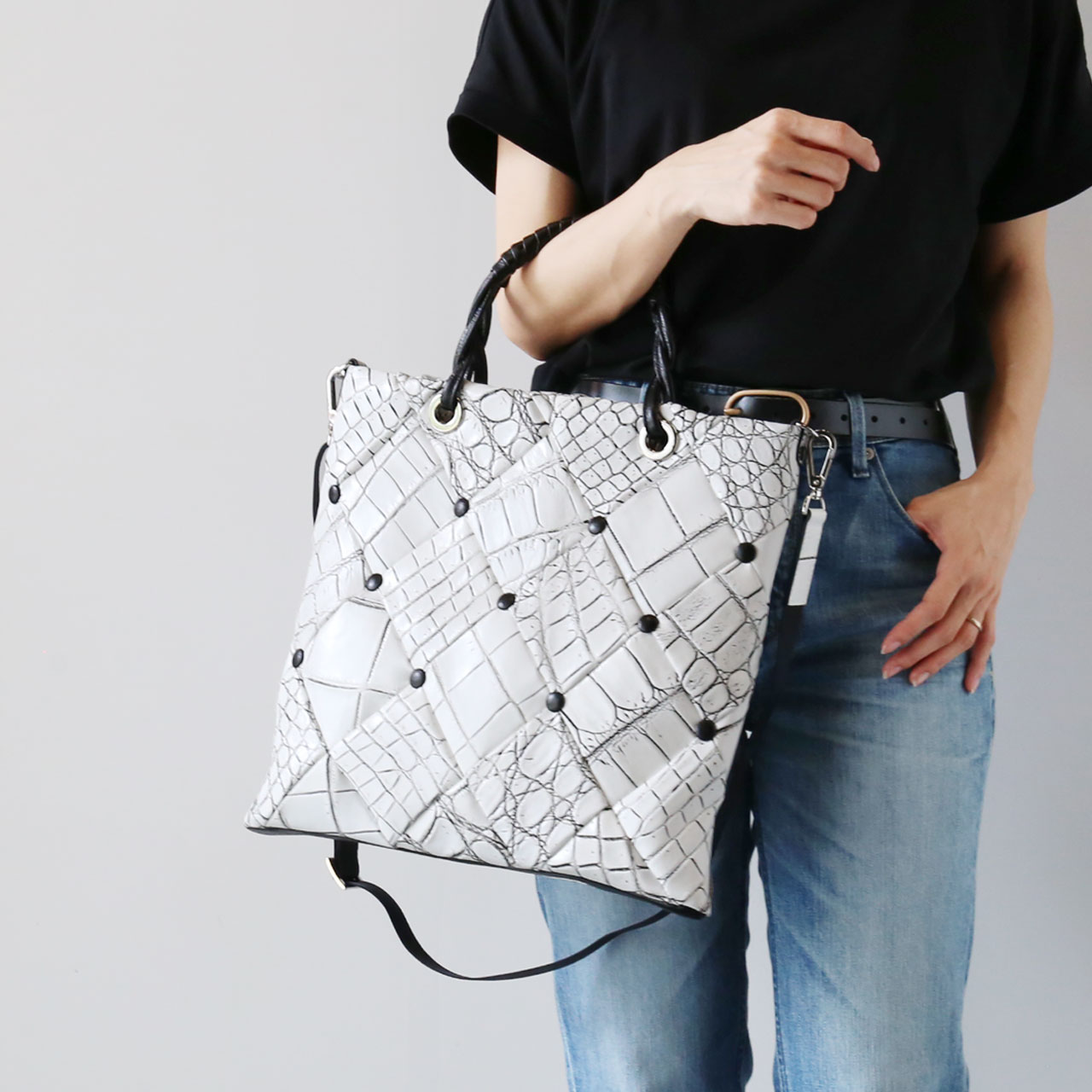 sankyo shokai（三京商会） クロコダイル ダイヤ柄 編み込みデザイン