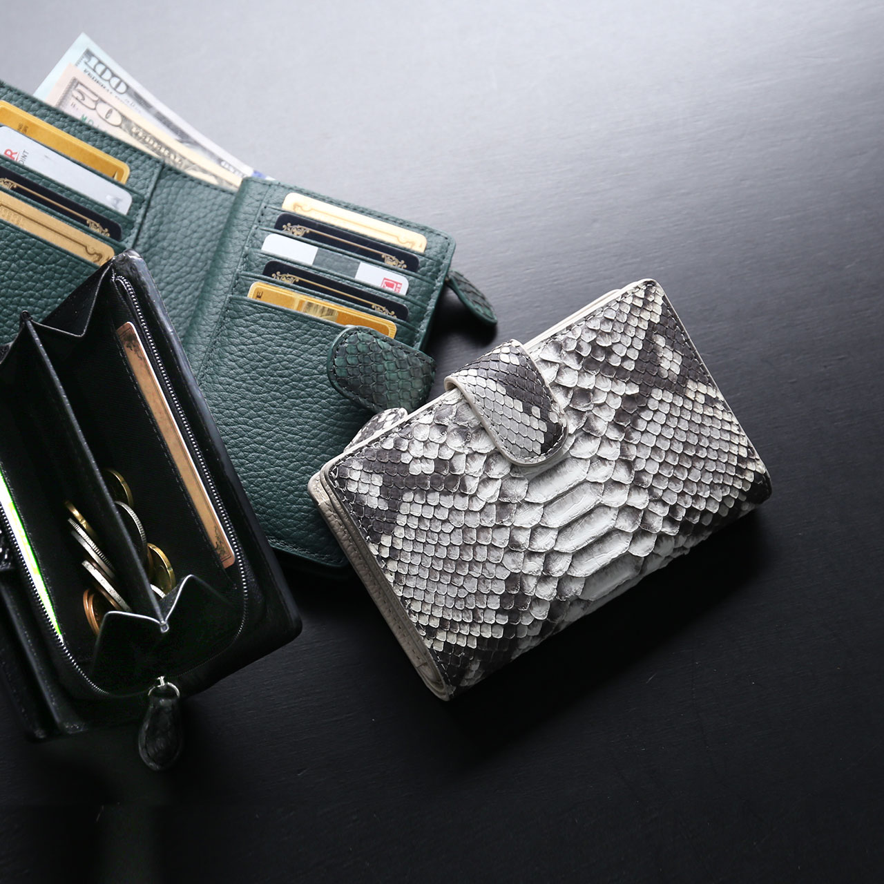 1枚8,000円。写真は21枚ですが残り3枚。新品未使用。タイヘイグレーチング sankyo shokai（三京商会） ［10%OFF春財布クーポン］ダイヤモンド