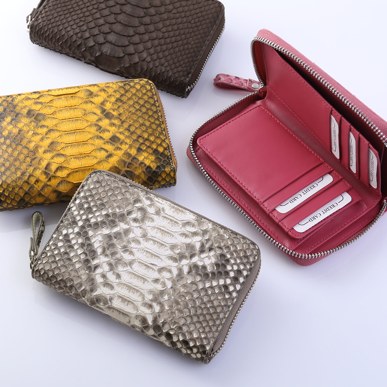 sankyo shokai（三京商会） ダイヤモンドパイソン 財布 レディース 二