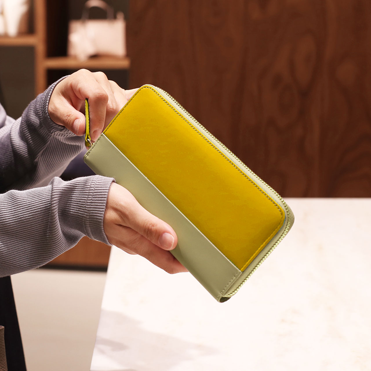 sankyo shokai（三京商会） 長財布 本革 バイカラー レディース