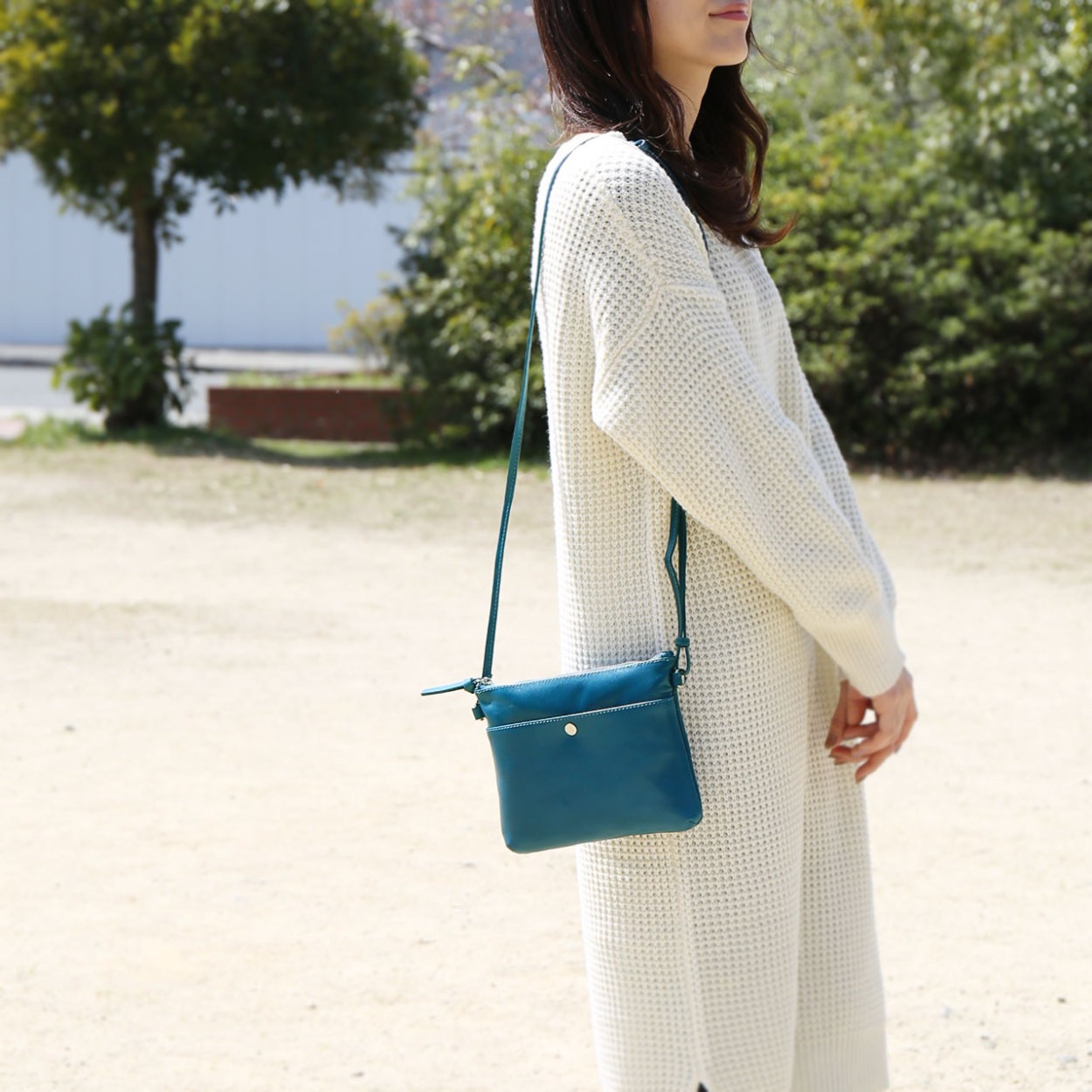 サコッシュ レディース ミニバッグ レザー ショルダーバッグ 斜めがけ牛革 バッグ 本革  Mia Borsa ブランド 全5色(07000366r)［ネコポスで送料無料］ | Mia Borsa | 17