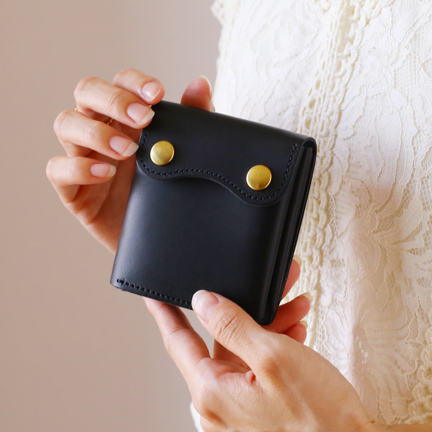 コンパクト 財布 ヌメ革 ギャルソン 小銭入れ【名入れ 可能】 Jamale ブランド ミニ 小さい ミニマム 本革 牛革 二つ折り財布 卒業 記念品 二つ折り財布 使いやすい 実用的 ギフト プレゼント 4FC(07000632r) Jamale（ジャマレ） コンパクト 財布 ヌメ革 ギャルソン 小銭入れ［名