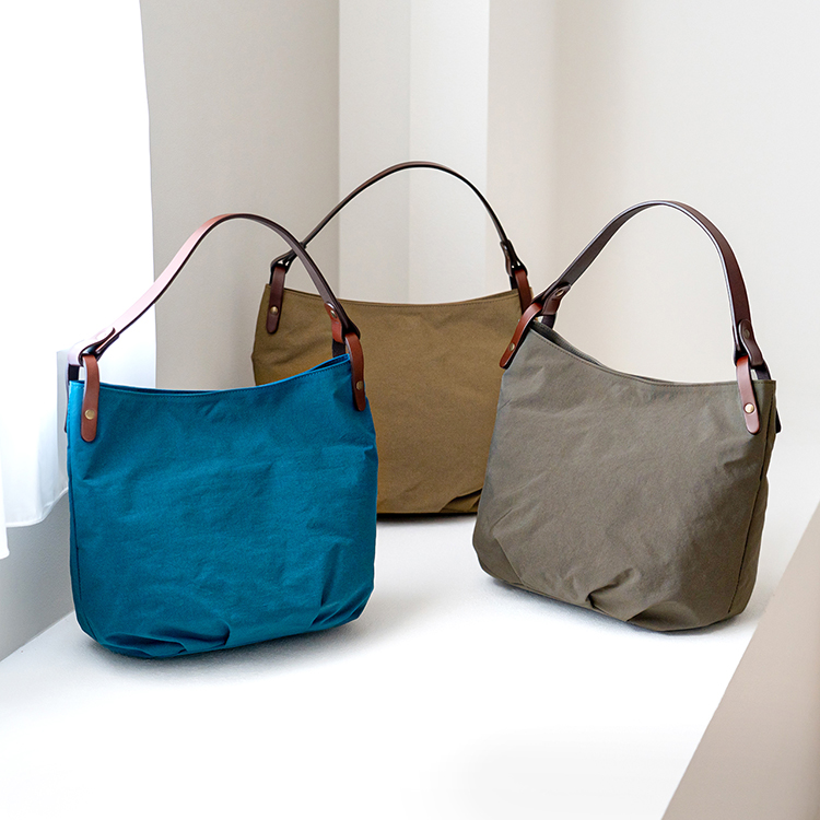 HALEINE ナイロンザック ヌメ革 ハンドバッグ 日本製 生地バッグ 肩掛け B5対応 アレンヌ プレゼント ギフト 母の日(07000640r) HALEINE（アレンヌ） ナイロンザック ヌメ革 ハンドバッグ 日本製 生地