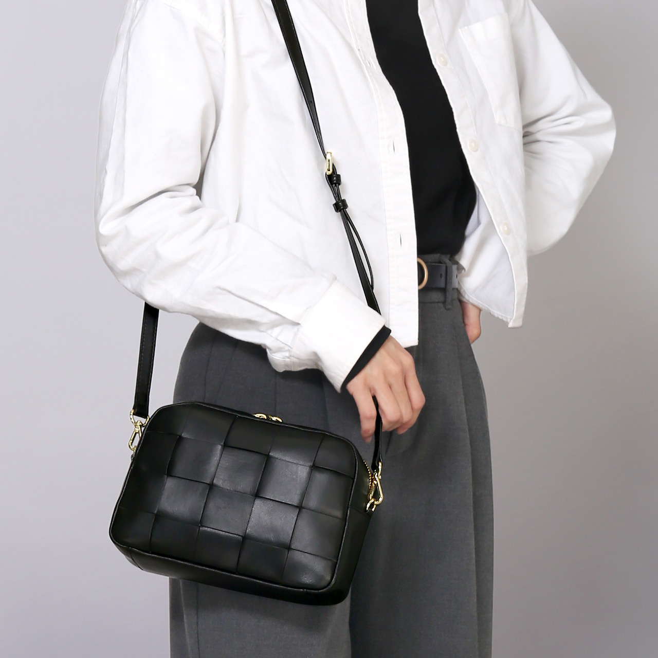 sankyo shokai（三京商会） ショルダーバッグ レディース 本革 レザー