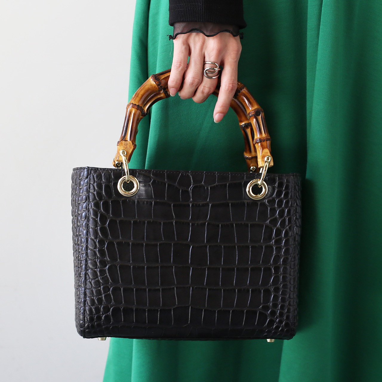極美品ヴァレンティノ ガラヴァーニ ハンドバッグ 肩掛け可能 クロコ型押しレザー valentino garavani - Vintage ヴァレンティノ ガラヴァーニ Valentino
