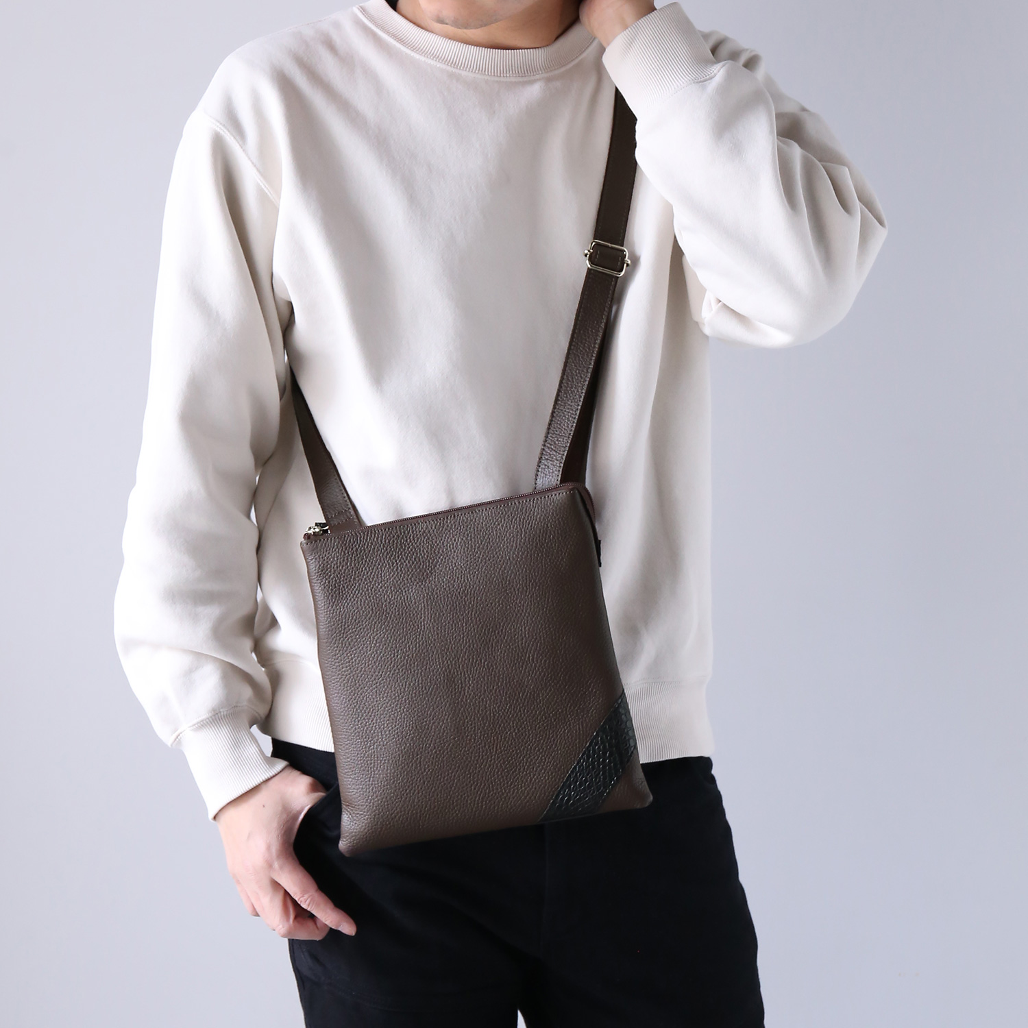 Jamale（ジャマレ） ショルダーバッグ メンズ 牛革＆クロコダイル 日本