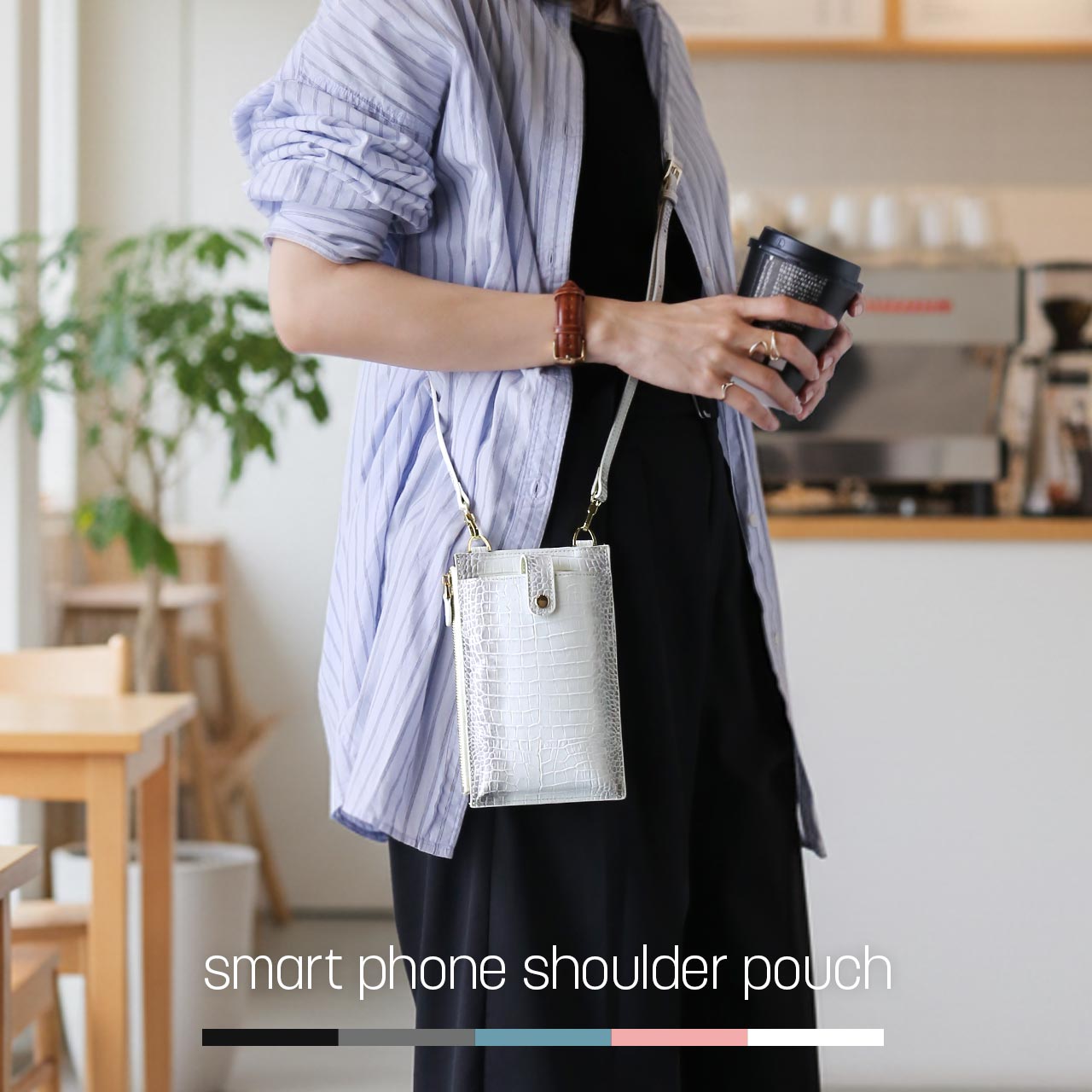 sankyo shokai（三京商会） スマートフォン ショルダーポーチ 牛革