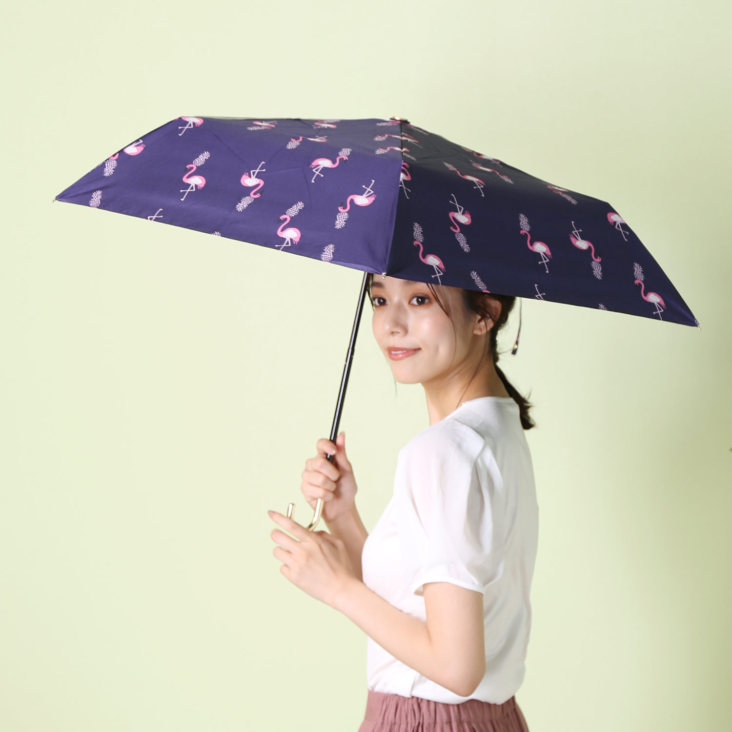 日傘 折りたたみ 軽量 遮光 99%以上 晴雨兼用 UVカット 折りたたみ傘 ［ネコポスで送料無料］折り畳み傘 日傘 撥水加工 収納袋付き レディース  (09000417r)