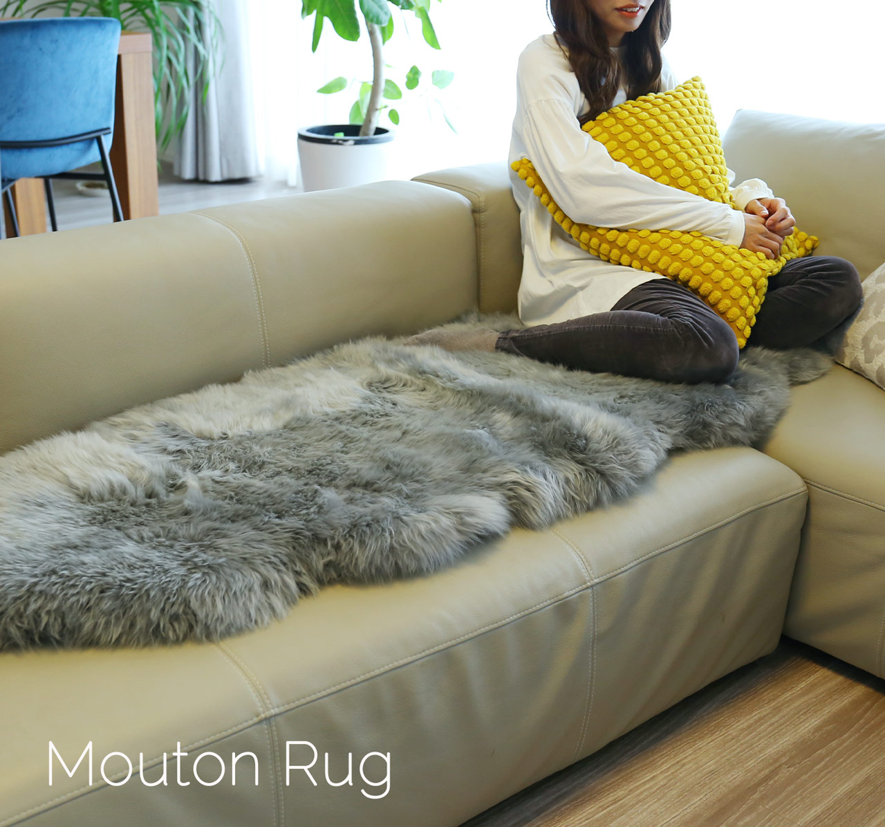 sankyo shokai（三京商会） ムートン ラグ 70×180 大きい 2匹