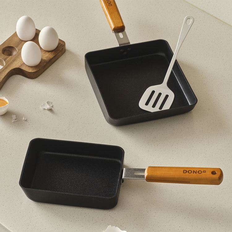 DONO DONO 18cm 卵焼きフライパン 大きめ 天然木 ハンドル ガス火 IH