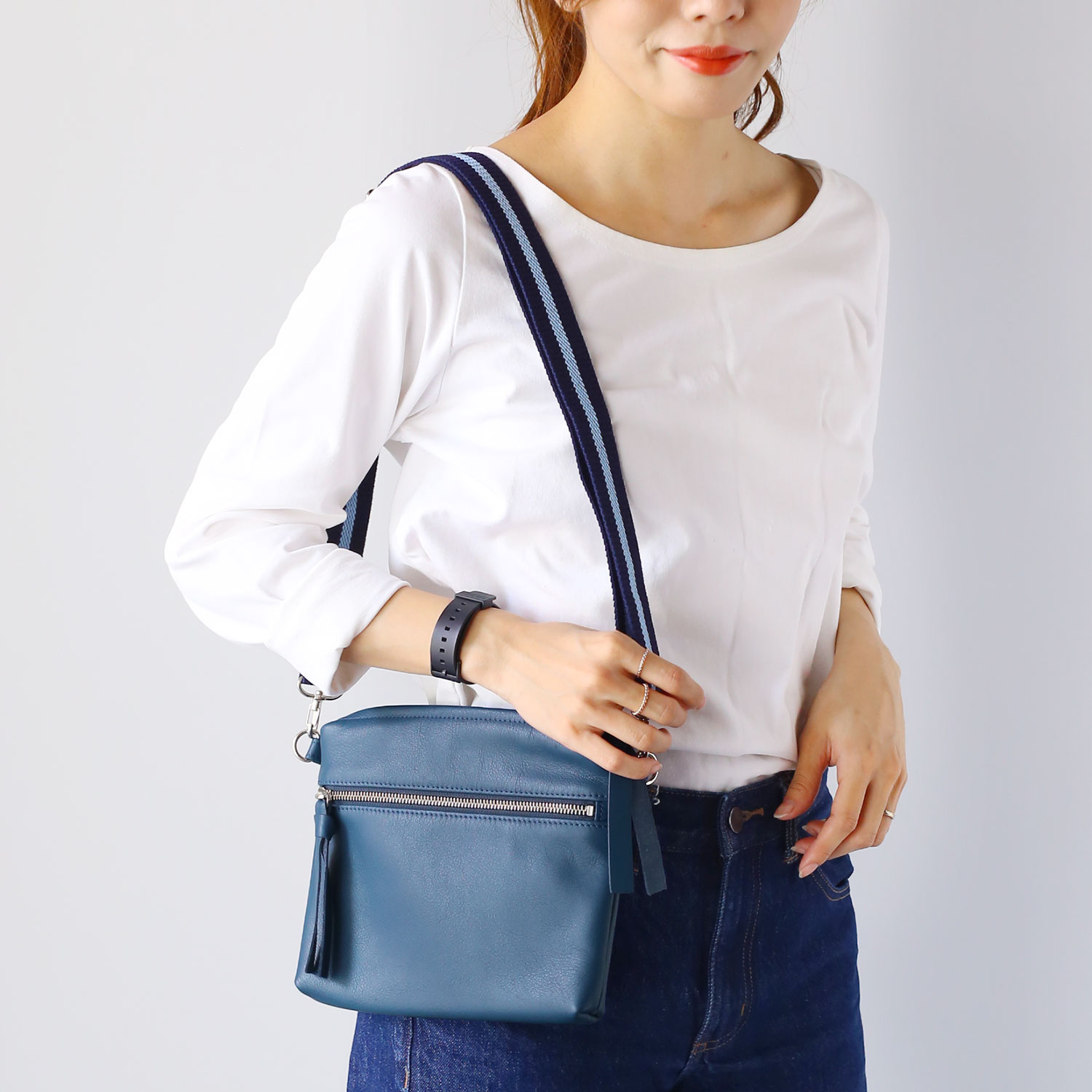 レザー サコッシュ シンプル クロスボディ 上質 2WAY 1788 PRAIRIE 1957 薄型 サコッシュ ショルダーバッグ 牛革 2WAY 日本