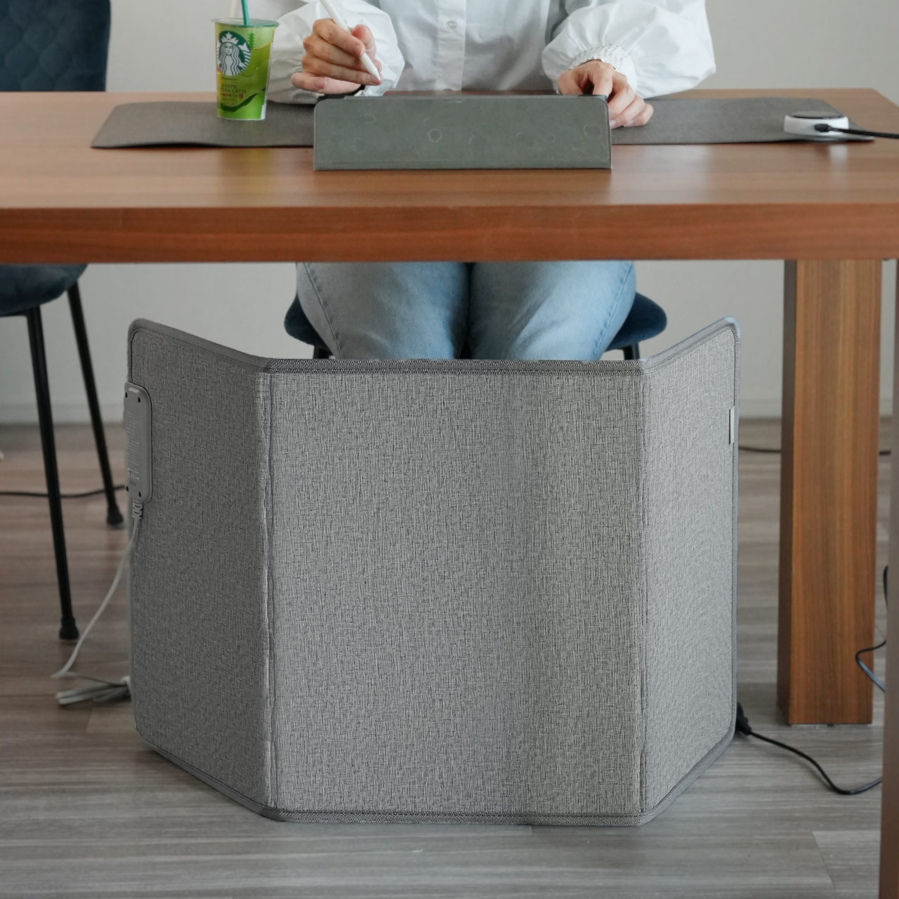 爆買＞パネルヒーター 足元 3面 折りたたみ 遠赤外線 足元パネル