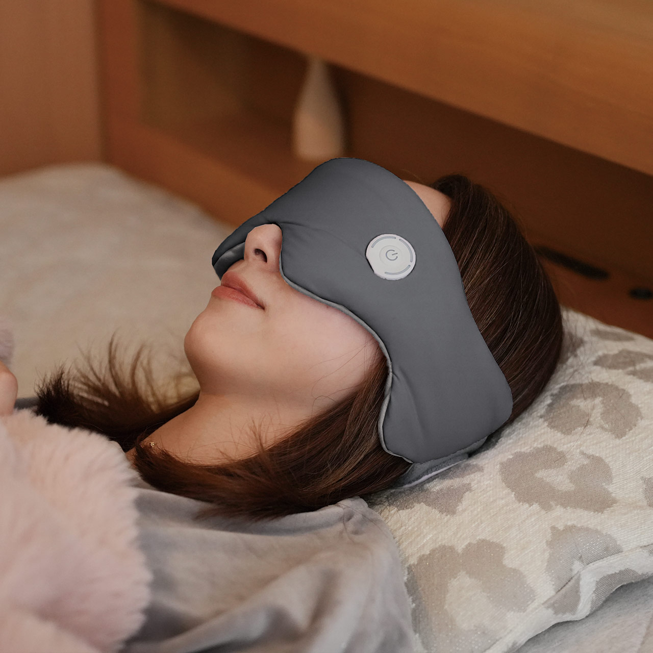 sankyo shokai（三京商会） ＜爆買＞ホットアイマスク 充電式 繰り返し