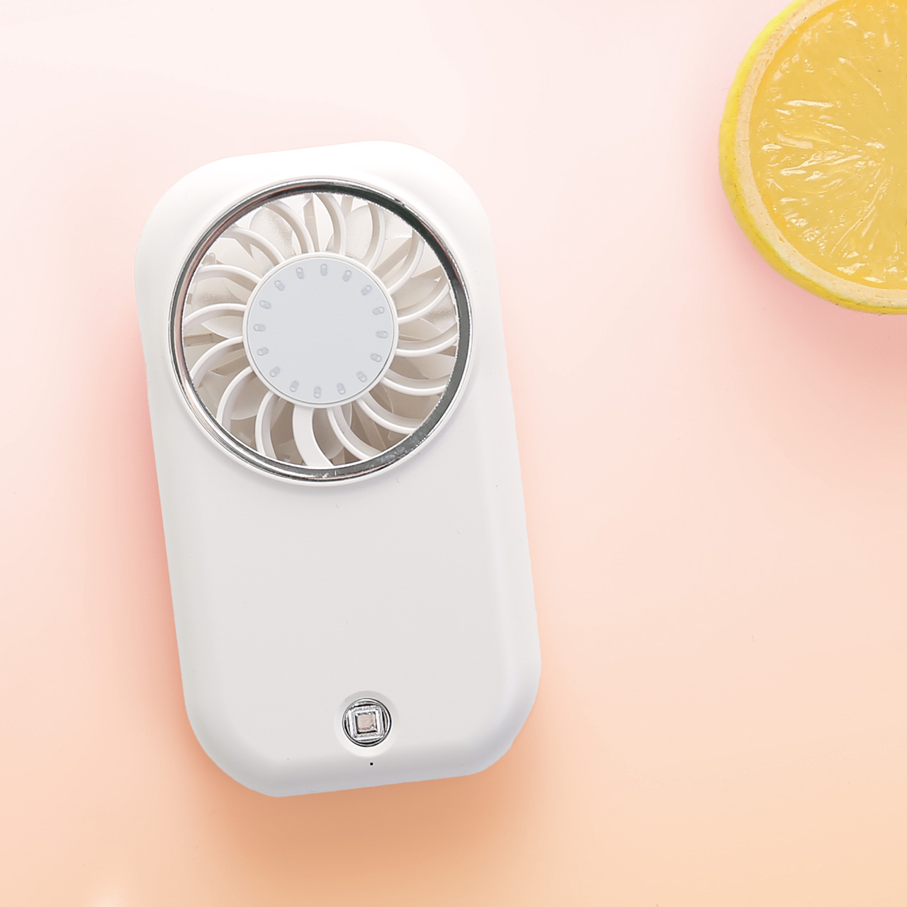 【新品・ケース販売】mini FAN ホワイト 60個入 ハンディファン ハンディファン 超小型 ポケットサイズ 軽量 5段階風量 パワフル送風