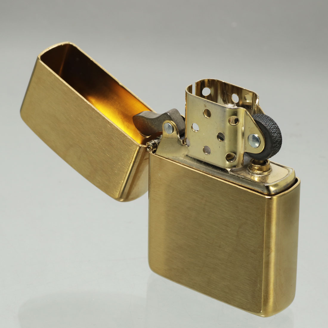 ZIPPO ジッポーライター SOLID BRASS アーマー ソリッドブラス 無地 168 シンプル 人気 ギフト プレゼント 送料無料 ネコポス可 関連画像3