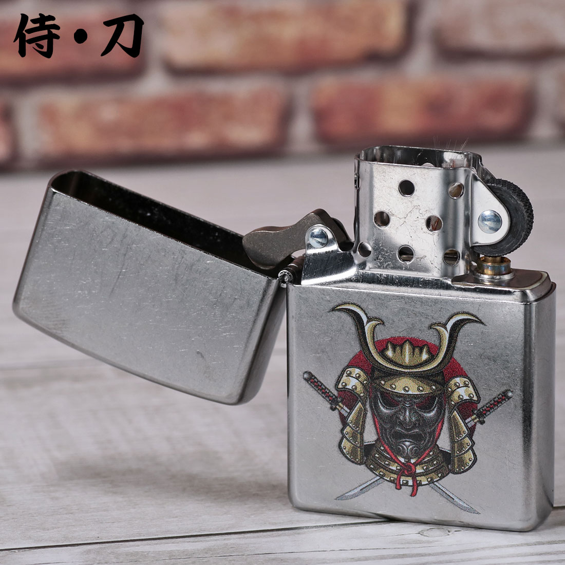 値下げしました！ストリートスライダーズ ZIPPO zippo(ジッポーライター)USA ZIPPO 和柄シリーズ 侍と刀 兜