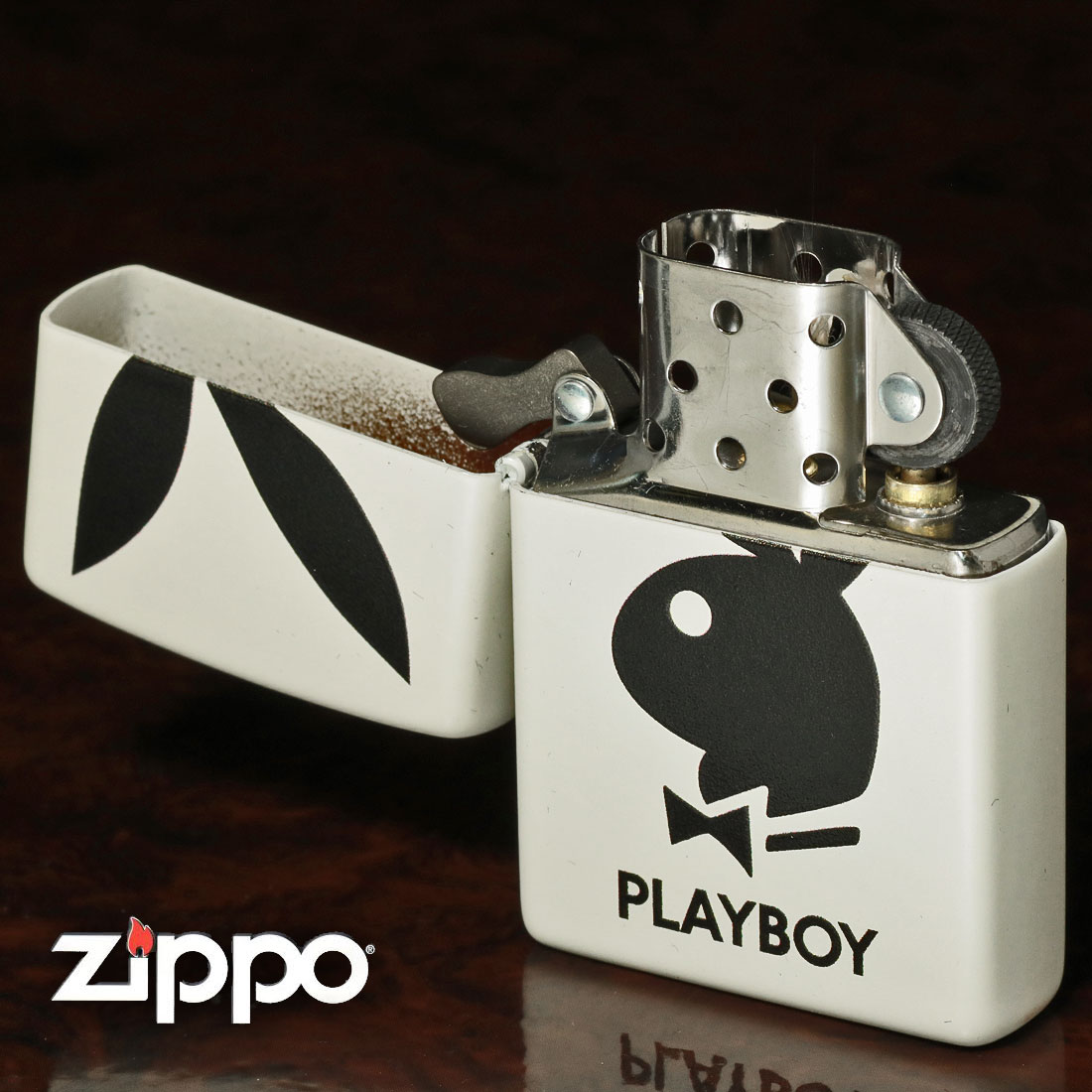 zippo(ジッポー) PLAYBOY logo white ロゴ　ホワイトマット2023モデル Z214-104661 レディース カワイイ  おしゃれ プレゼント 送料無料 （ネコポス対応）