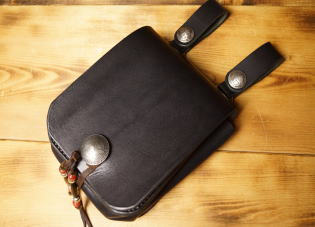 手縫い サドルレザーメディスンバッグ YMB-7 : JAINDIANA - 通販