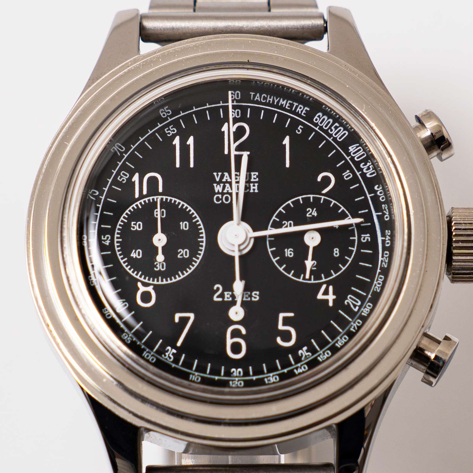 ヴァーグウォッチ VAGUE WATCH CO. クロノグラフ ツーアイズ AG ｜ 腕時計 クォーツ ステンレス 38mm 日本製ムーブメント シルバーの画像