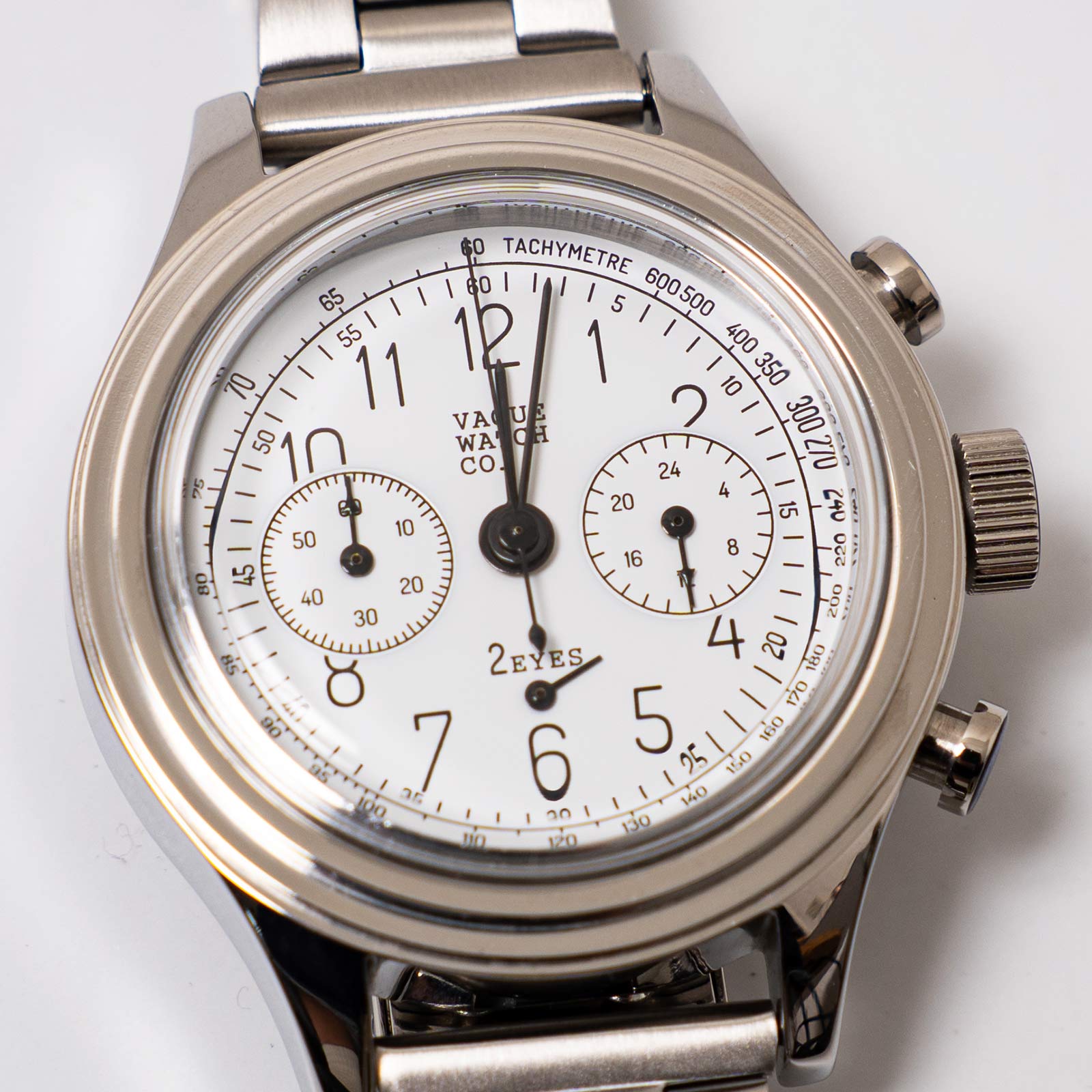 ヴァーグウォッチ VAGUE WATCH CO. クロノグラフ ツーアイズ AG ｜ 腕時計 クォーツ ステンレス 38mm 日本製ムーブメント シルバーの画像