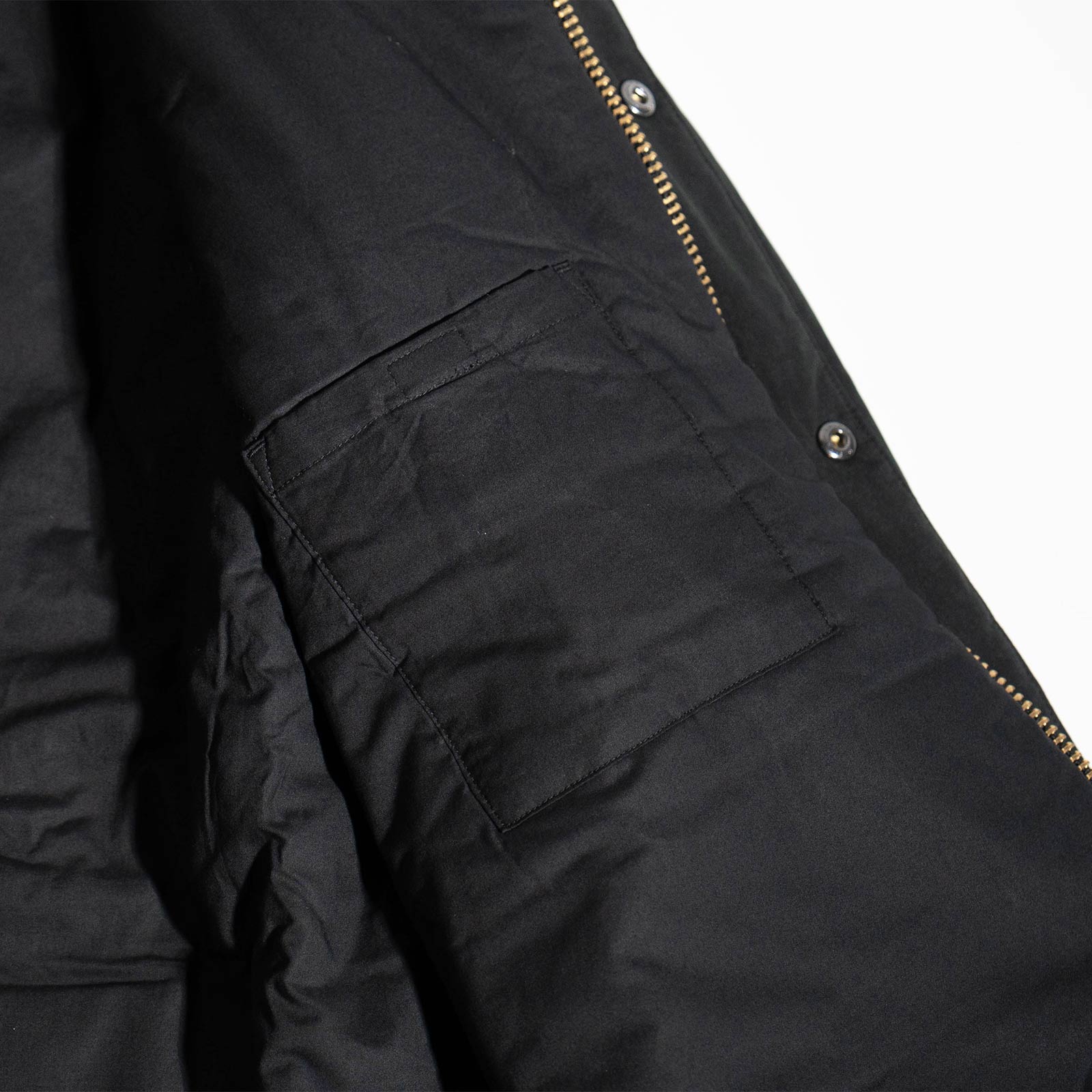 Barbour（バブアー） パデッド トランスポートジャケット ブラック