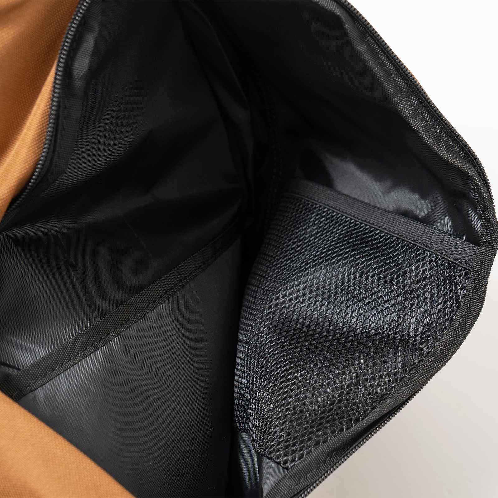 Carhartt（カーハート） スリングバッグ ｜ メンズ ボディバッグ ワン