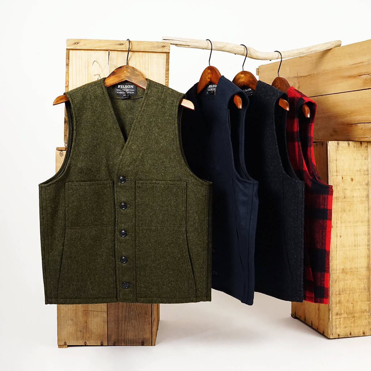 フィルソン FILSON マッキーノ ウール ベスト ｜ メンズ アメリカ製 MACKINAW WOOL VEST MADE IN USA バージンウール100％ 耐風 保温 防水 耐久 単色 チェック｜jalana｜24