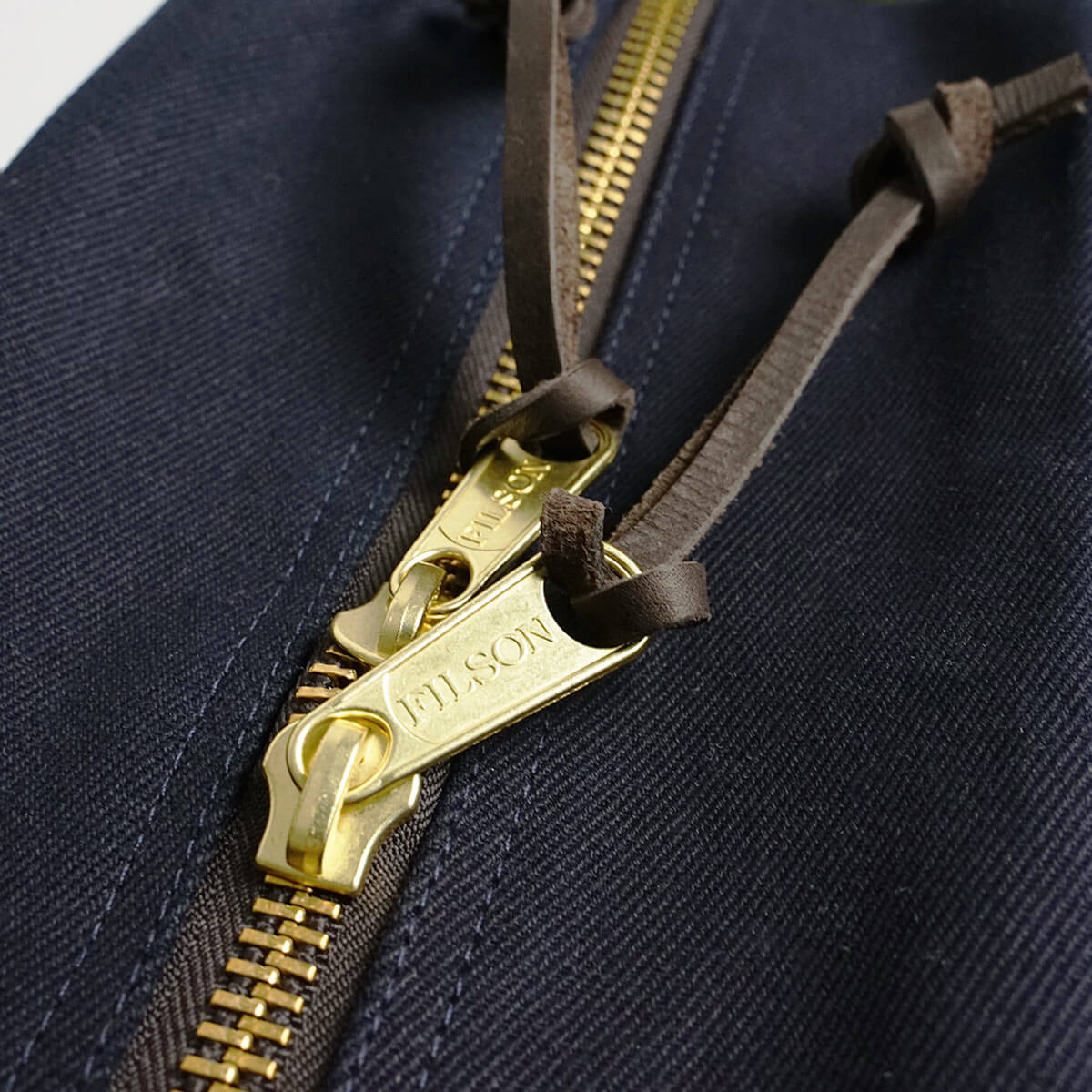 フィルソン FILSON キャンバス トートバッグ ウィズ ジッパー