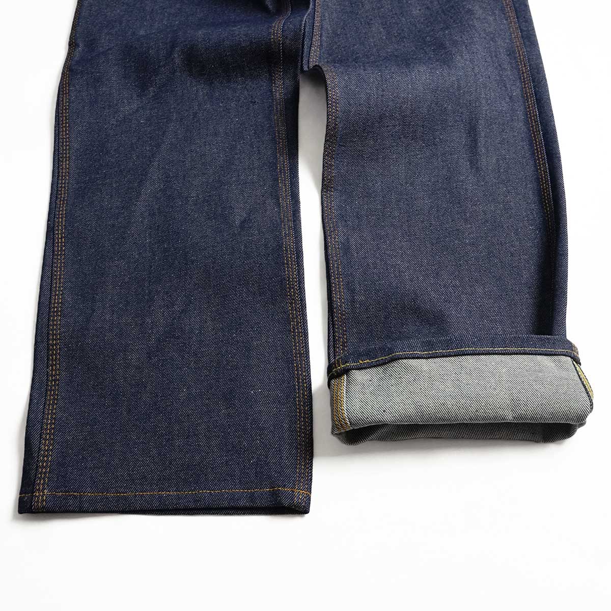 ♤新品未使用♤デニムダンガリー/ワッペン　ペンキ汚しパンツ／160センチ 98092618_cd2.jpg