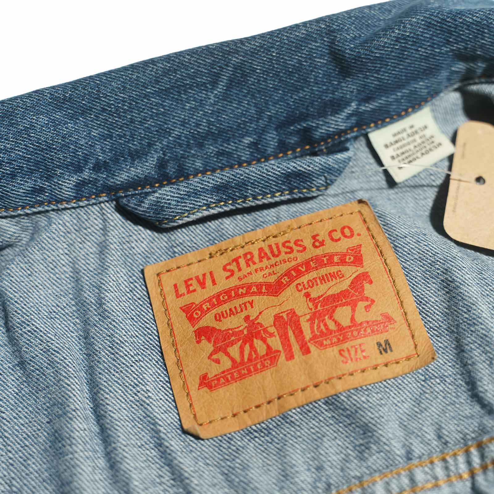 リーバイス LEVI’S #72334 デニムジャケット ザ・トラッカー ミディアム ストーンウォッシュジャケット THE TRUCKER 3RD  ジージャン Gジャン