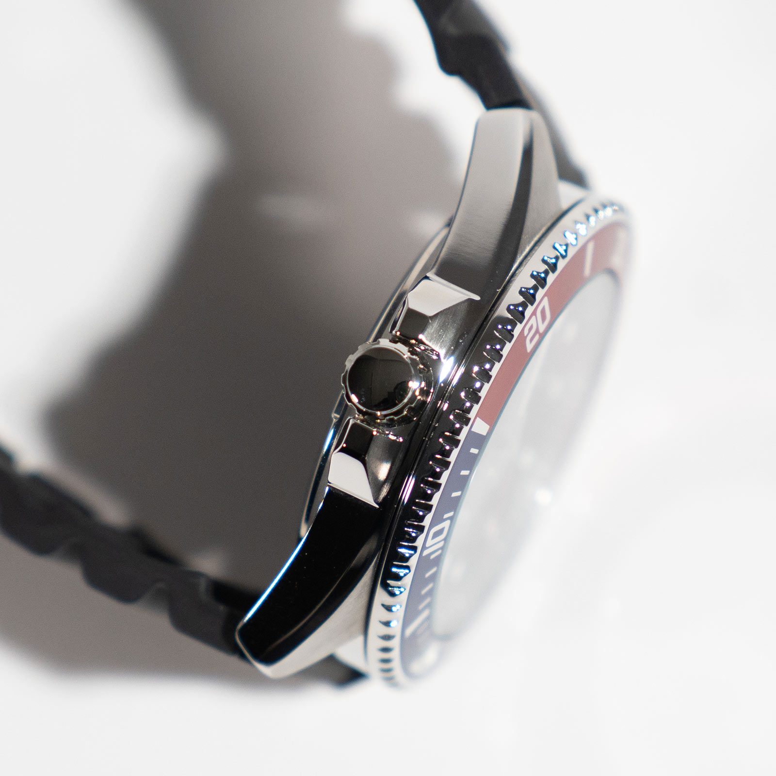 CASIO（カシオ） ダイバーズスタイル MDV-107-1A3JF ｜ メンズ デュロ