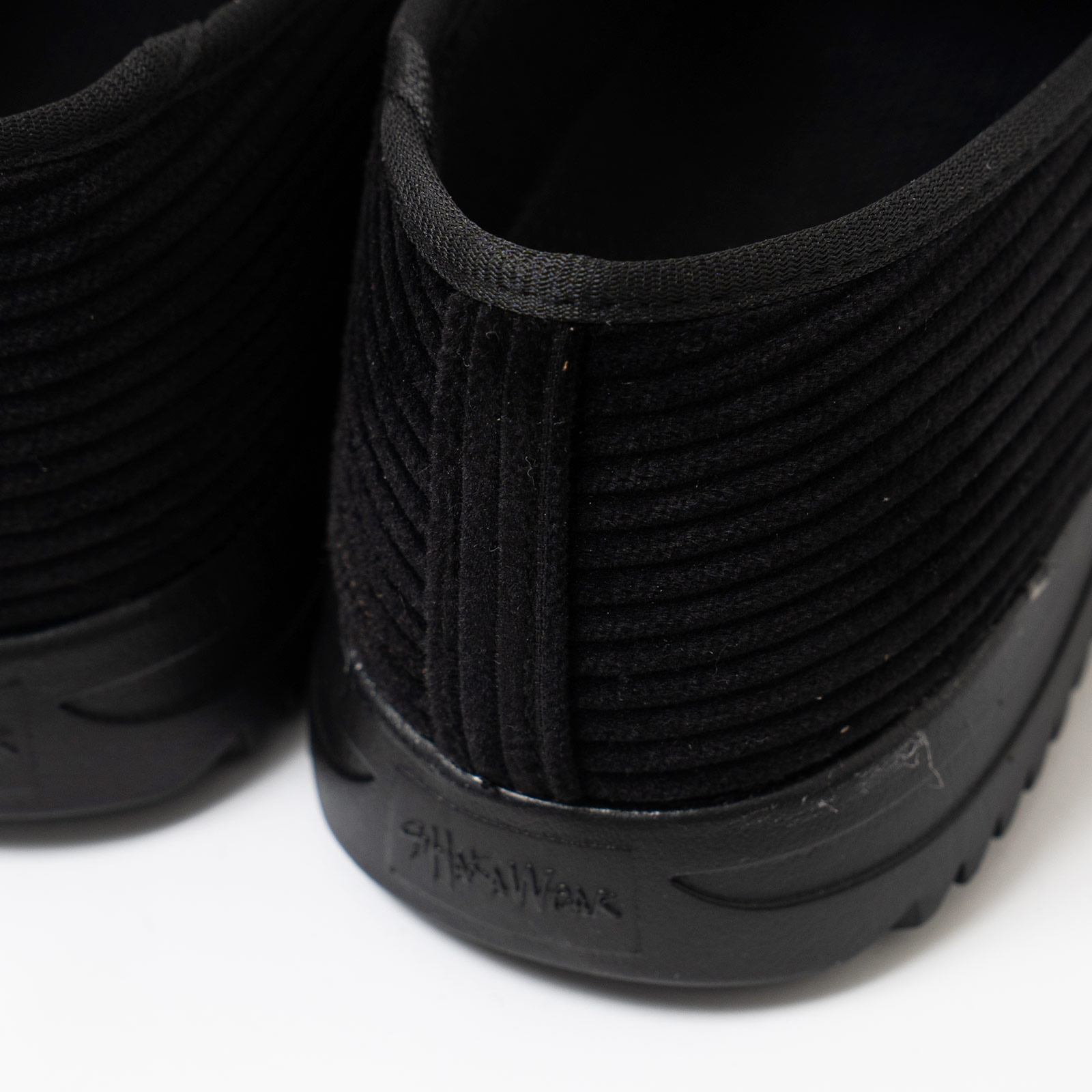 SHAKA WeAR（シャカウェア） インクレディブル ハウスシューズ 