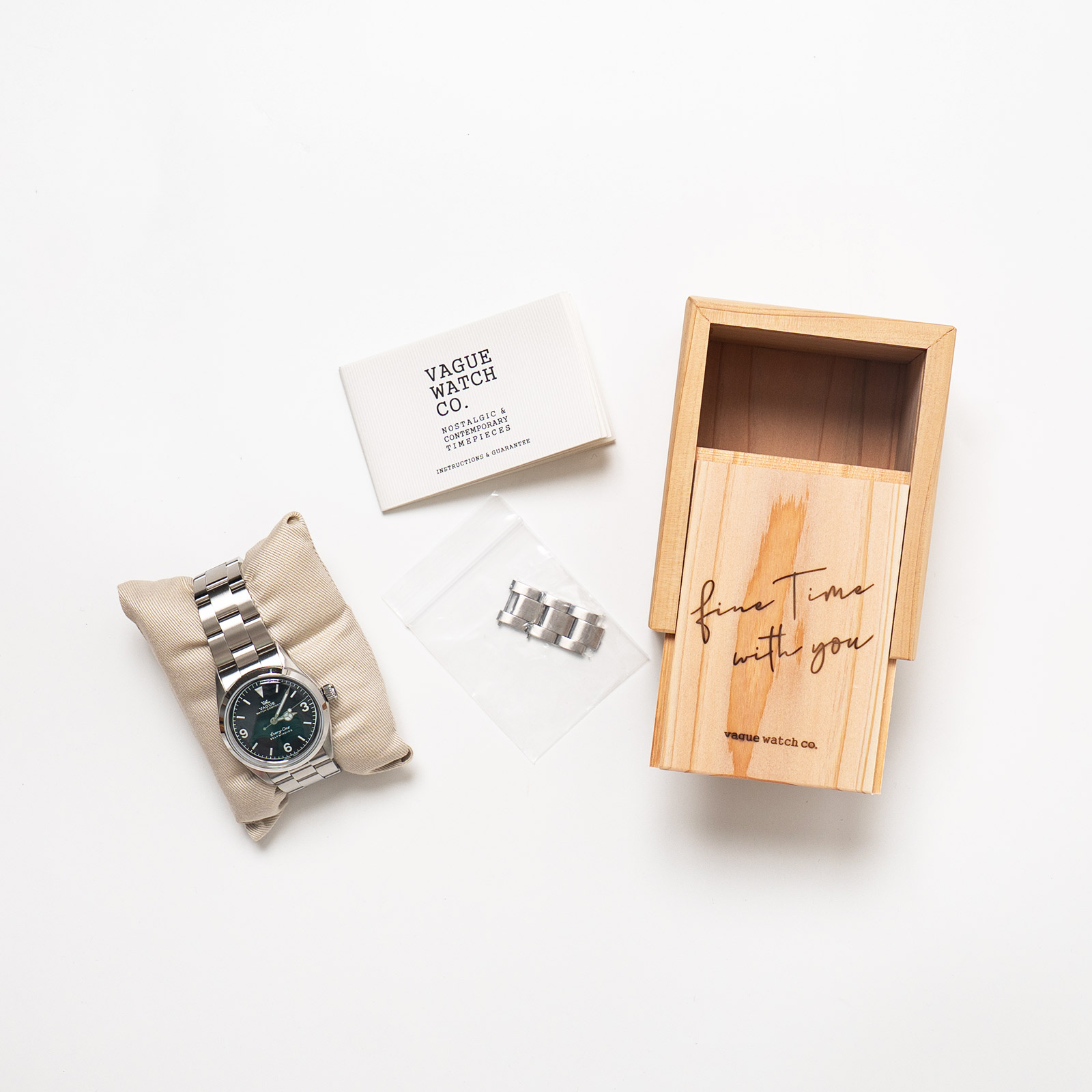 VAGUE WATCH Co.（ヴァーグウォッチカンパニー） ヴァーグウォッチ